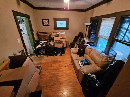 1933 Cambridge Ave, Milwaukee, WI 53202-1634