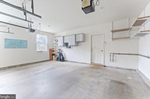 808 Phipps Woods Ct, Glen Mills PA  19342-2243 exterior