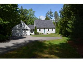 18 Shore Dr, Andover, NH 03216-3918