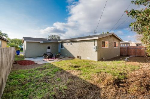 3717 Ashford St, San Diego CA 92111-3448 exterior