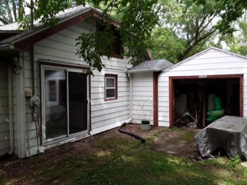 24904 Breezy Point Rd, Waterford, WI 53185-2262