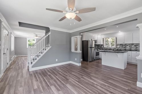 1 James St, Derry NH  03038-4525 exterior