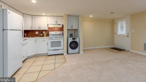 129 Thomas St, Washington DC  20001-1659 exterior