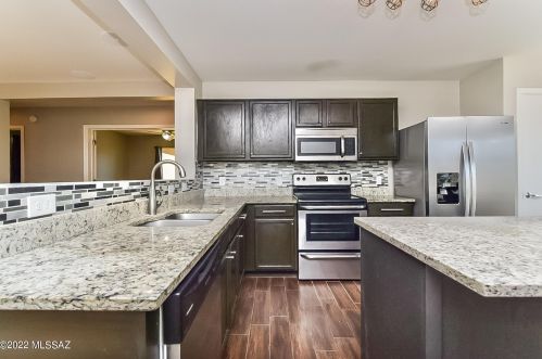 8313 Redshank Dr, Tucson AZ  85757-7911 exterior