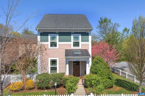 8167 End Dr, Crozet, VA 22932-3345