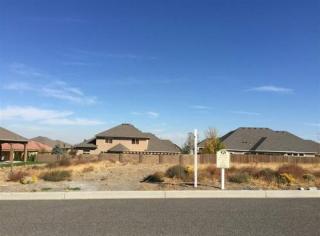 3920 48th Ave, Kennewick, WA 99337-2730