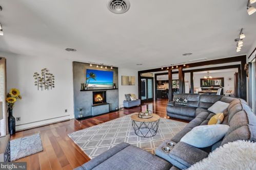 1130 Schuylkill Mountain Rd, Schuylkill Haven PA  17972-9139 exterior