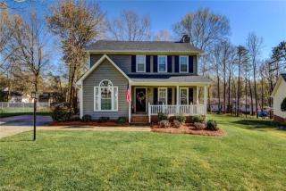 404 Sherwood Ct, Eden NC  27288-2871 exterior