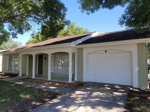 8508 Lincolnshire Dr, Port Richey, FL 34667-2645