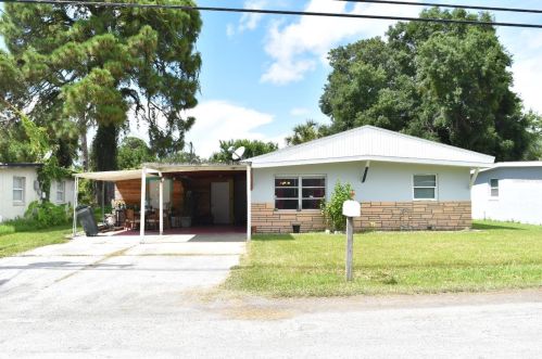 6635 Sandra Dr, Port Richey, FL 34668-1351