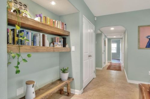 1653 Camphor Dr, Lakeland FL  33803-2037 exterior