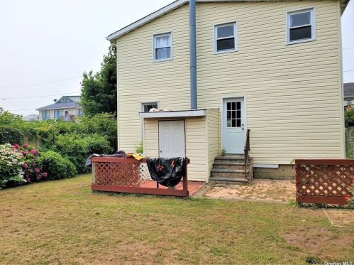 326 Beach 46th St, Far Rockaway, NY 11691-1112