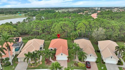 896 Munjack Cir, Fort Pierce, FL 34986-3459