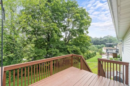 228 Monroe Ave, Monroe NY  10950-1243 exterior