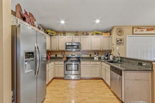 1876 Olivia Cir, Apopka, FL 32703-7690