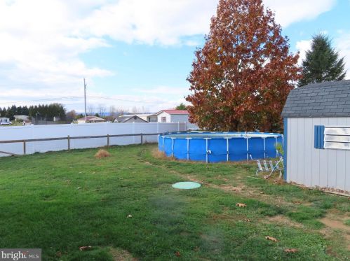 6053 Hager Rd, Upton PA  17225-9006 exterior