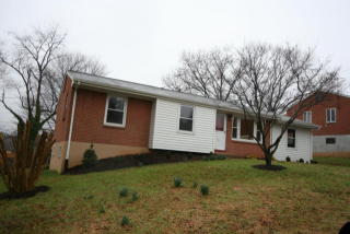 849 Dominion Ln, Salem, VA 24153-5632