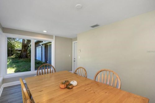 602 1st Ave, Ruskin FL  33570-4002 exterior