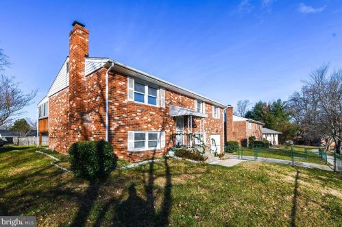 6307 Brinkley Ct, Temple Hills, MD 20748-2523
