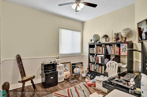 13305 32nd St, Hollywood FL 33027-3911 exterior