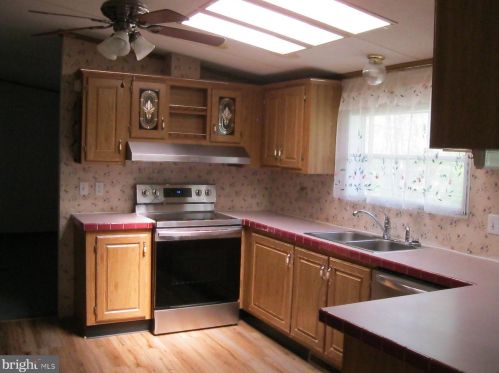 1 Chris Amber Dr, Molino PA  17961-9089 exterior