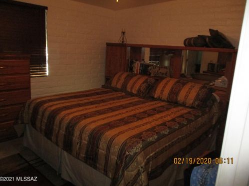 4860 Prudence Rd, Tucson AZ 85730-4318 exterior