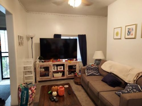 235 Dunseith St, Pittsburgh, PA 15213-2505