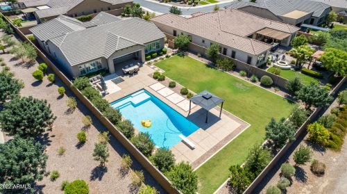 3761 Granite Dr, Chandler, AZ 85286