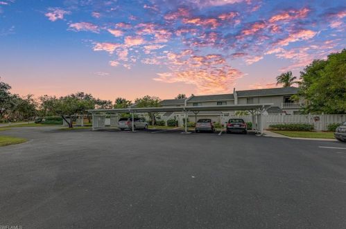 9847 Costa Mesa Ln, Bonita Springs, FL 34135-6828