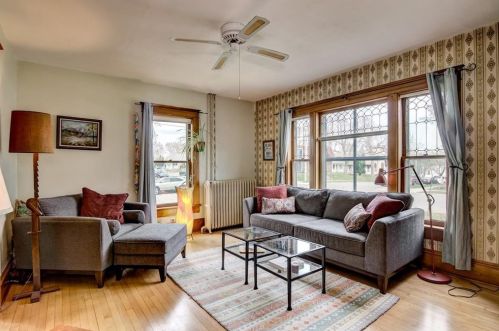 1040 Oxford Ave, Eau Claire, WI 54703-5346