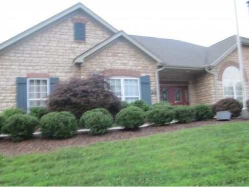 1523 Stillwater Ct, Kingsport, TN 37664-3899