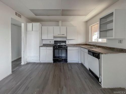 1944 Robson Cir, Bullhead City AZ  86442-4765 exterior