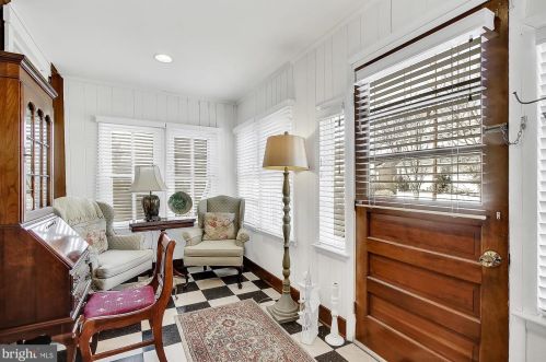 200 Main St, Charnita, PA 17320-8971
