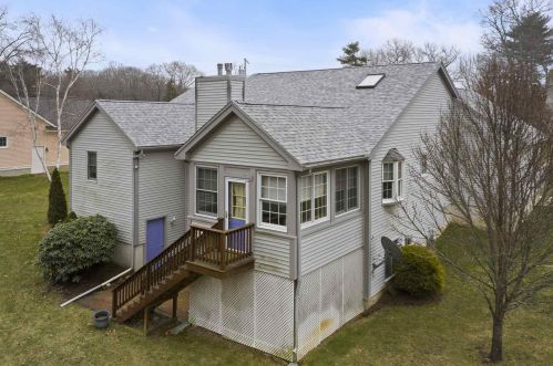 78 Marshview Cir, Seabrook NH 03874-4686 exterior