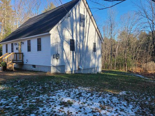 263 Old Henniker Rd, Hillsboro, NH 03244-4948