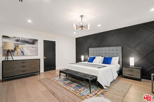 4709 Norwich Ave, Van Nuys CA  91403-2017 exterior