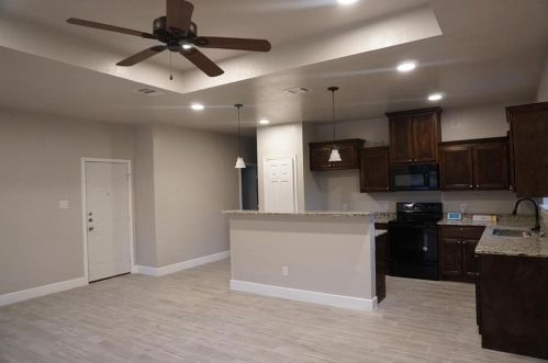 1508 King St, Greenville, TX 75401-2736