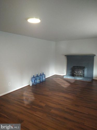 243 Stony Hill Rd, Fredericksburg VA  22406-4128 exterior