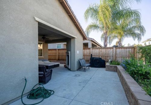 29586 Rawlings Way, Lake Elsinore CA  92530-4684 exterior