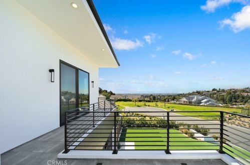 18852 Canyon Crest Dr, Orange CA 92861-2806 exterior