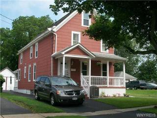 10 Kurtz Ave, Cheektowaga, NY 14086-2419