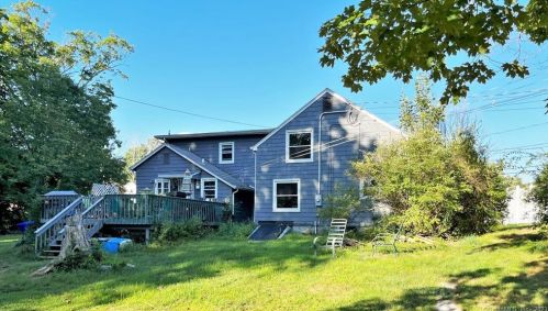 162 Main St, East Hampton CT  06424-1123 exterior