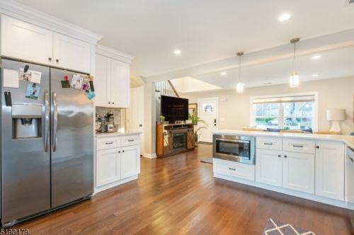 1149 Briarcliff Dr, Rahway NJ  07065-1935 exterior