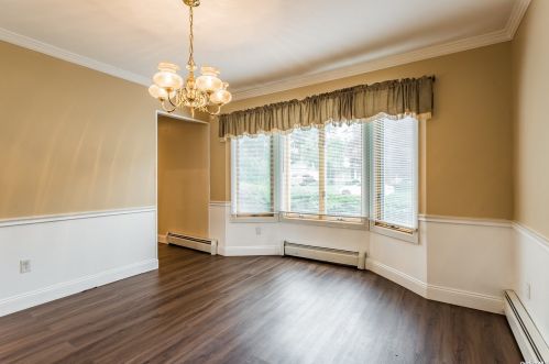 292 Parkside Ave, Miller Place NY  11764-3521 exterior