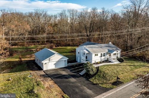 160 Metka Rd, Collegeville PA  19473-1632 exterior