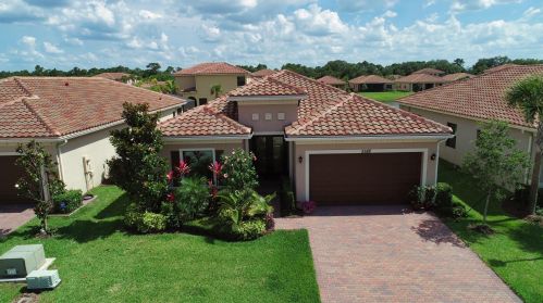 5588 55th Ter, Vero Beach, FL 32967-2459
