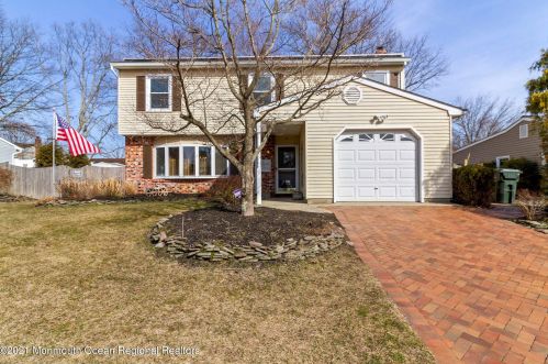 29 Cherry Ln, Wall Township, NJ 07731-2682