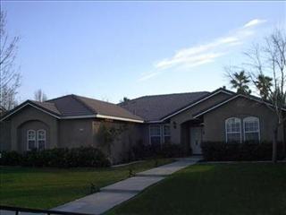 1130 Minter Ave, Bakersfield, CA 93263-2444