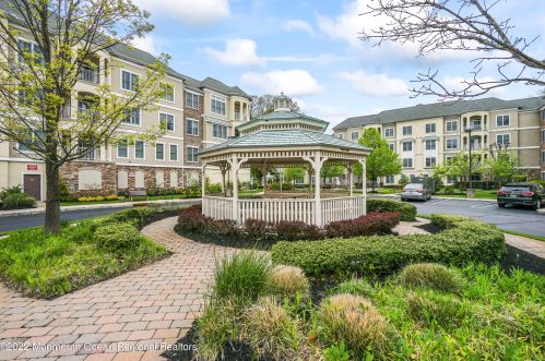 2210 Xanadu Ln, Belmar, NJ 07719-5508