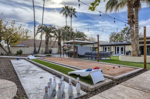 8007 7th Ave, Phoenix AZ  85021-5613 exterior